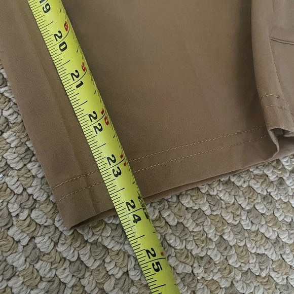 Chico's Women’s Zenergy Cropped brown tan Capri Stretch Pants Size 2 - Picture 8 of 9